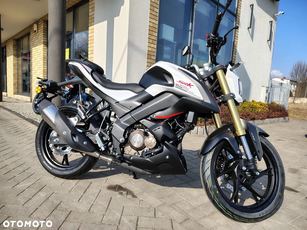 QJMOTOR SRK 125S - 4