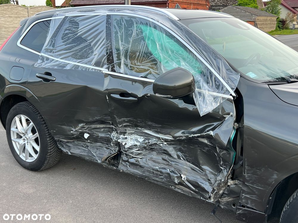 Volvo XC 60 D4 Momentum - 4