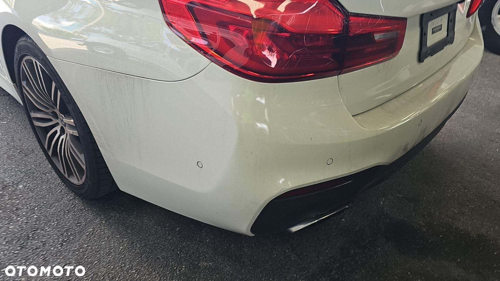 BMW Seria 5 530i M Sport Edition - 16