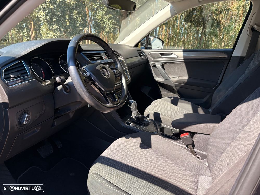 VW Tiguan Allspace 2.0 TDI Confortline DSG - 11