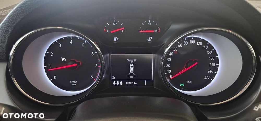 Opel Astra 1.4 T Enjoy S&S - 10