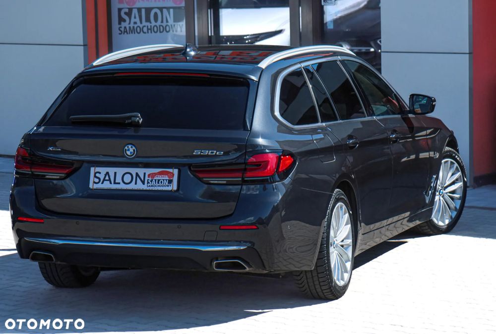 BMW Seria 5 530e Luxury Line sport - 34