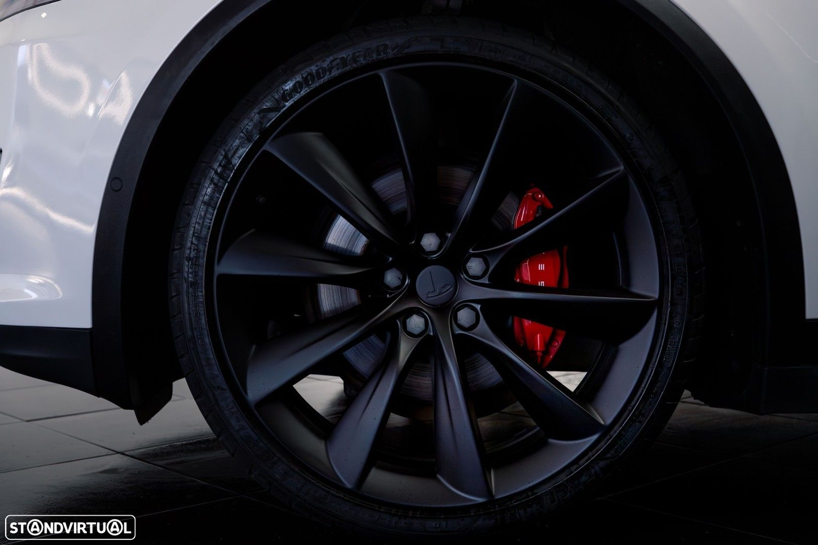 Tesla Model X P100D - 8