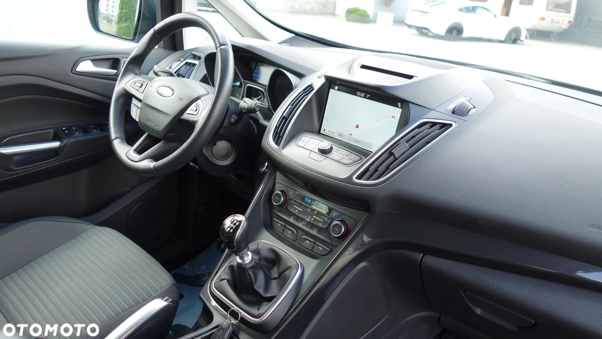 Ford Grand C-MAX 1.5 EcoBoost Start-Stopp-System Titanium - 31