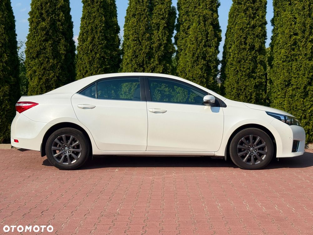Toyota Corolla 1.6 Comfort - 3
