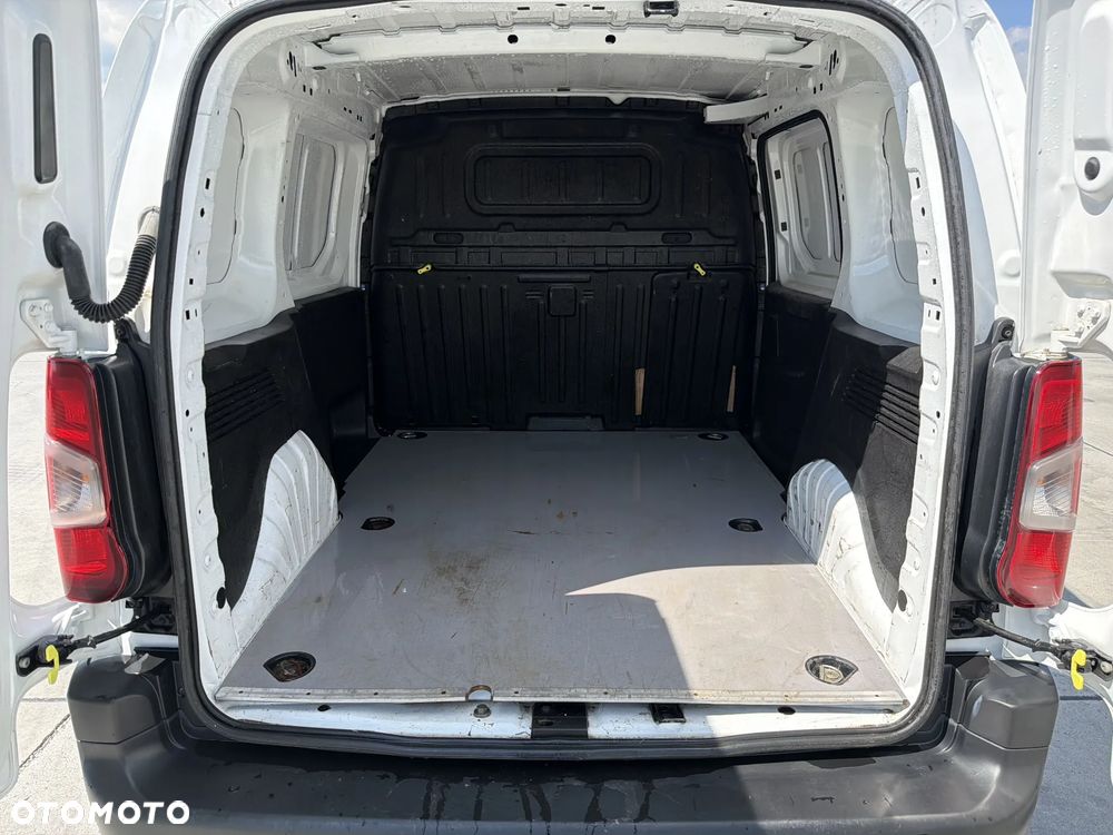 Toyota Proace City - 17