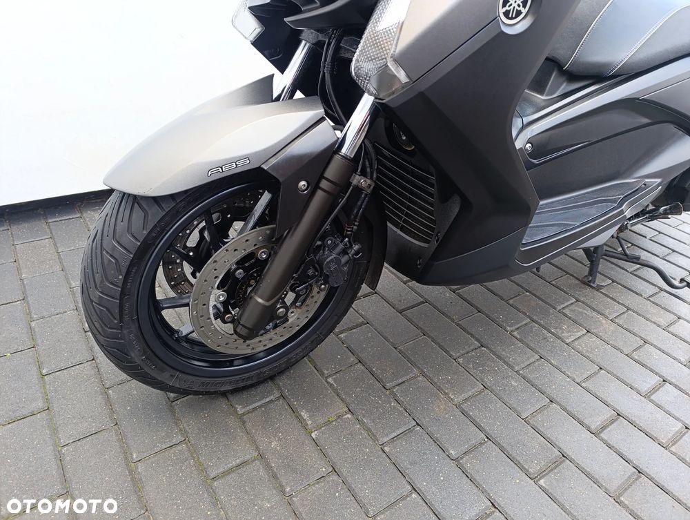 Yamaha X-max - 9