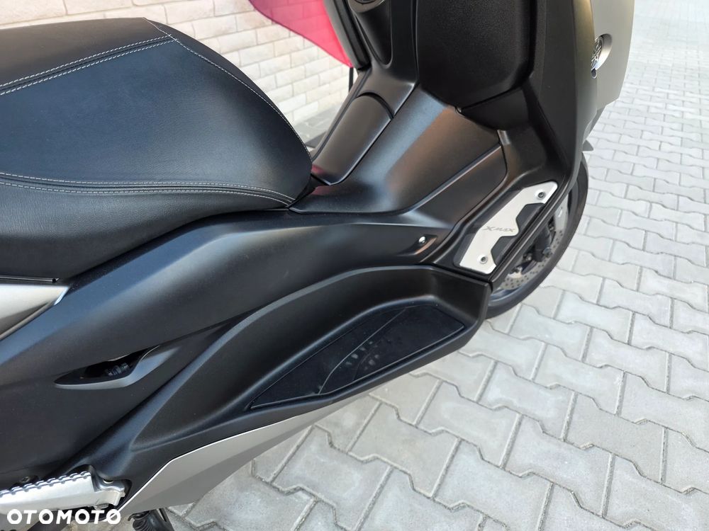 Yamaha X-max - 13