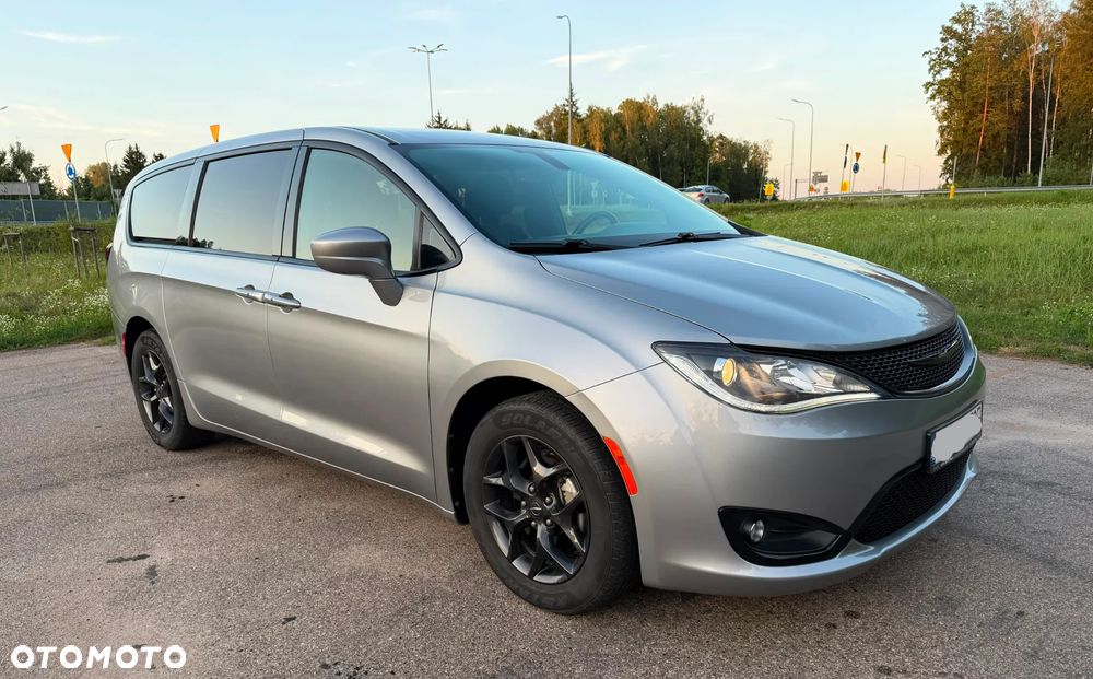 Chrysler Pacifica