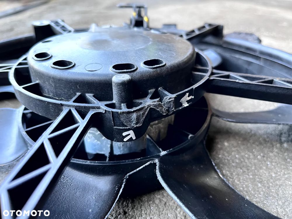 DACIA DUSTER II BENZYNA 1.3 TCE 1.6 SCE WENTYLATOR CHŁODNICY WIATRAK 214811626R - 6