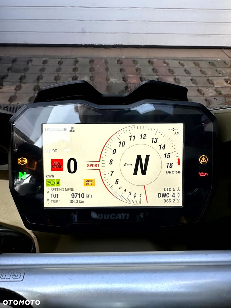 Ducati Panigale V4S - 7