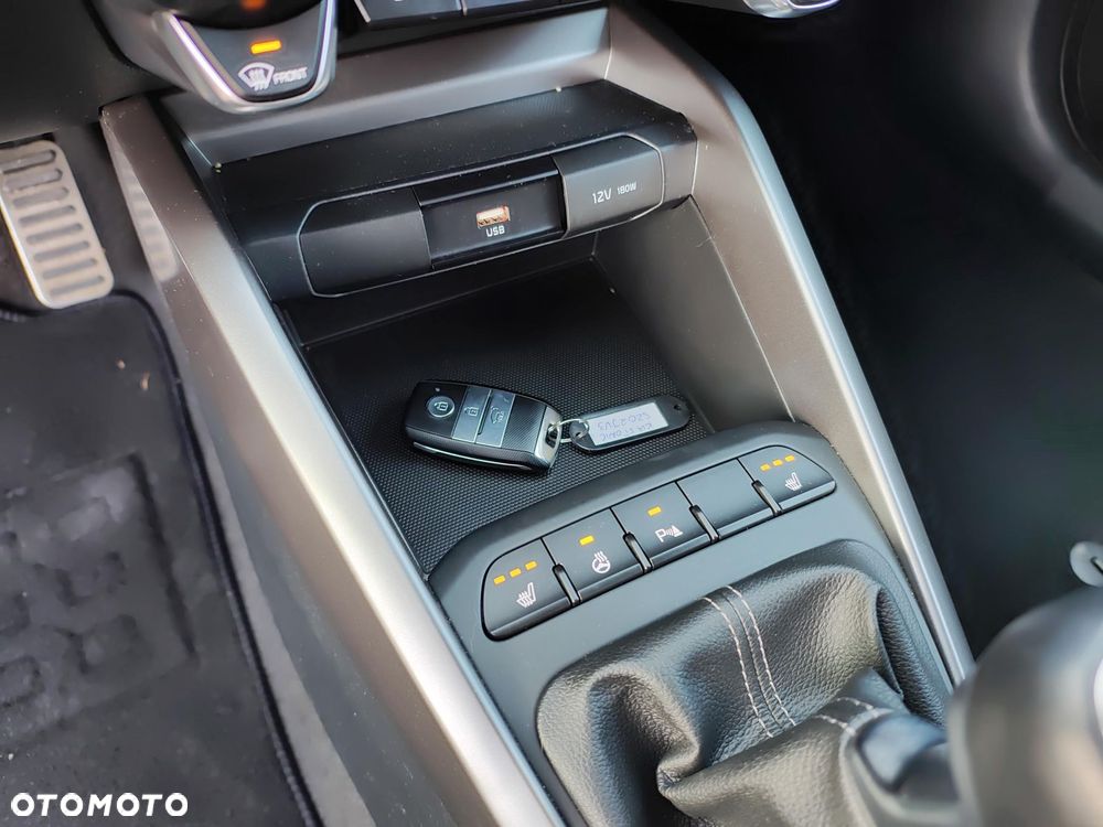 Kia Stonic 1.0 T-GDI GT Line - 23