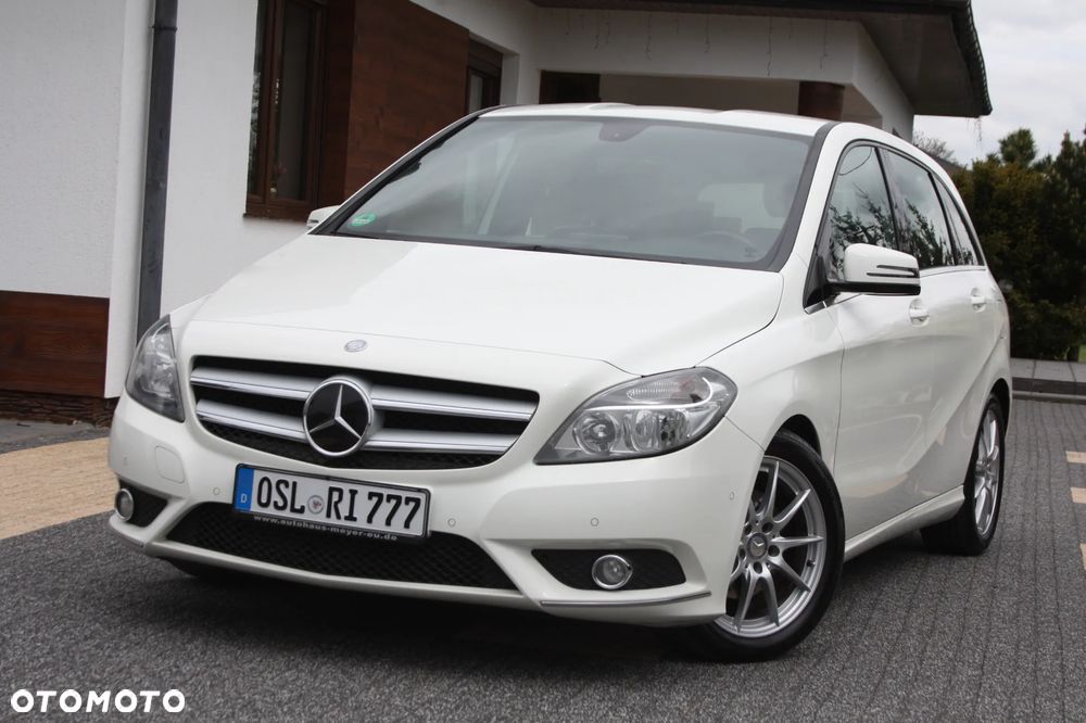 Mercedes-Benz Klasa B 180 Edition - 31