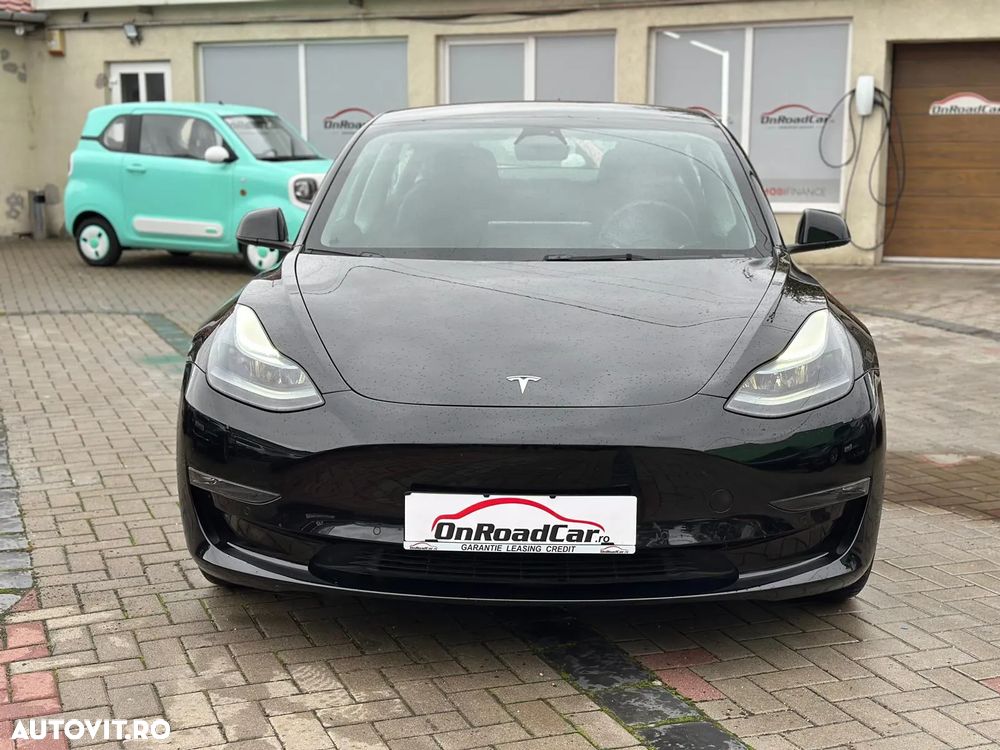 Tesla Model 3 Langstreckenbatterie Allradantrieb Dual Motor - 10