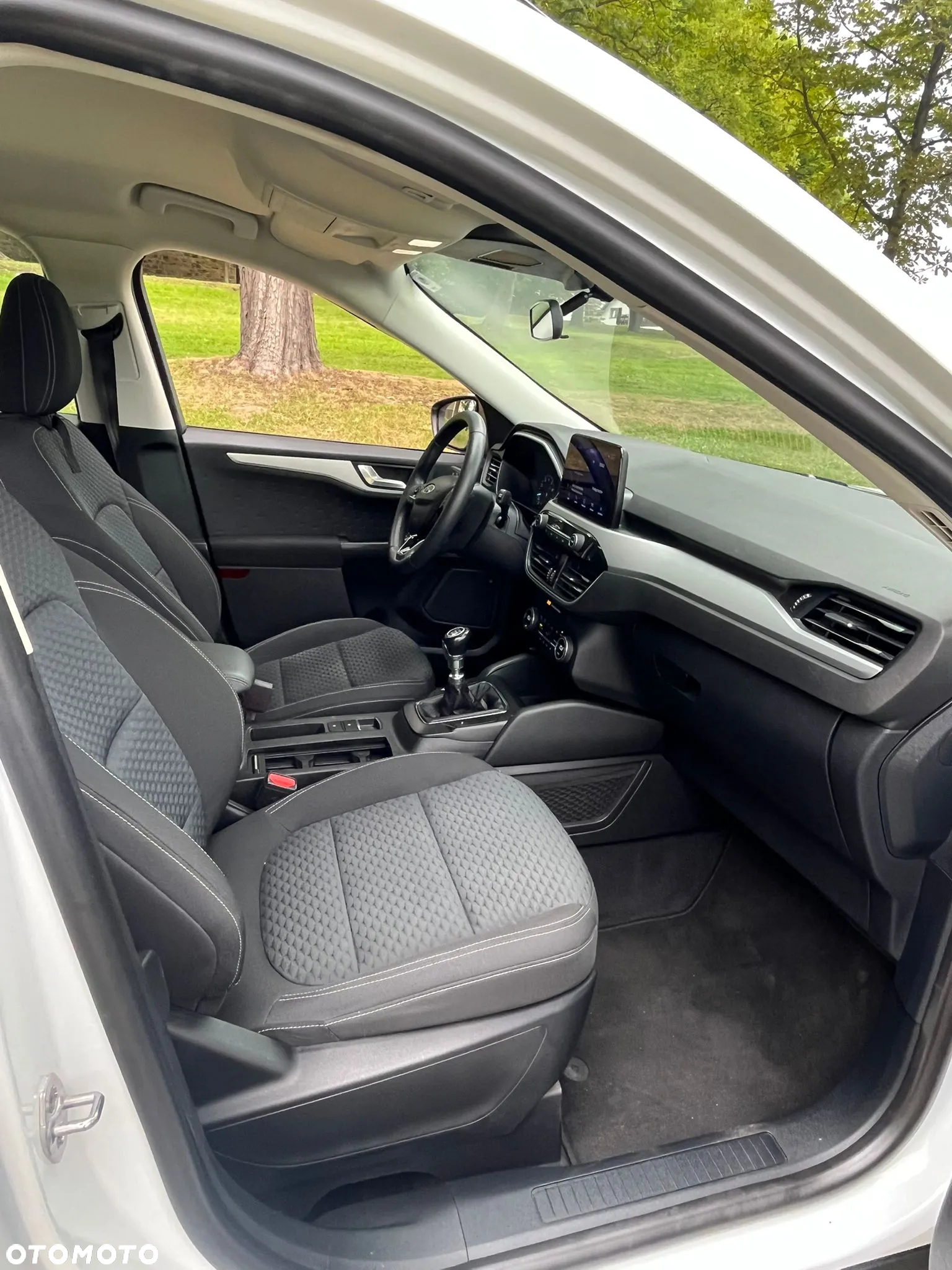 Ford Kuga - 22