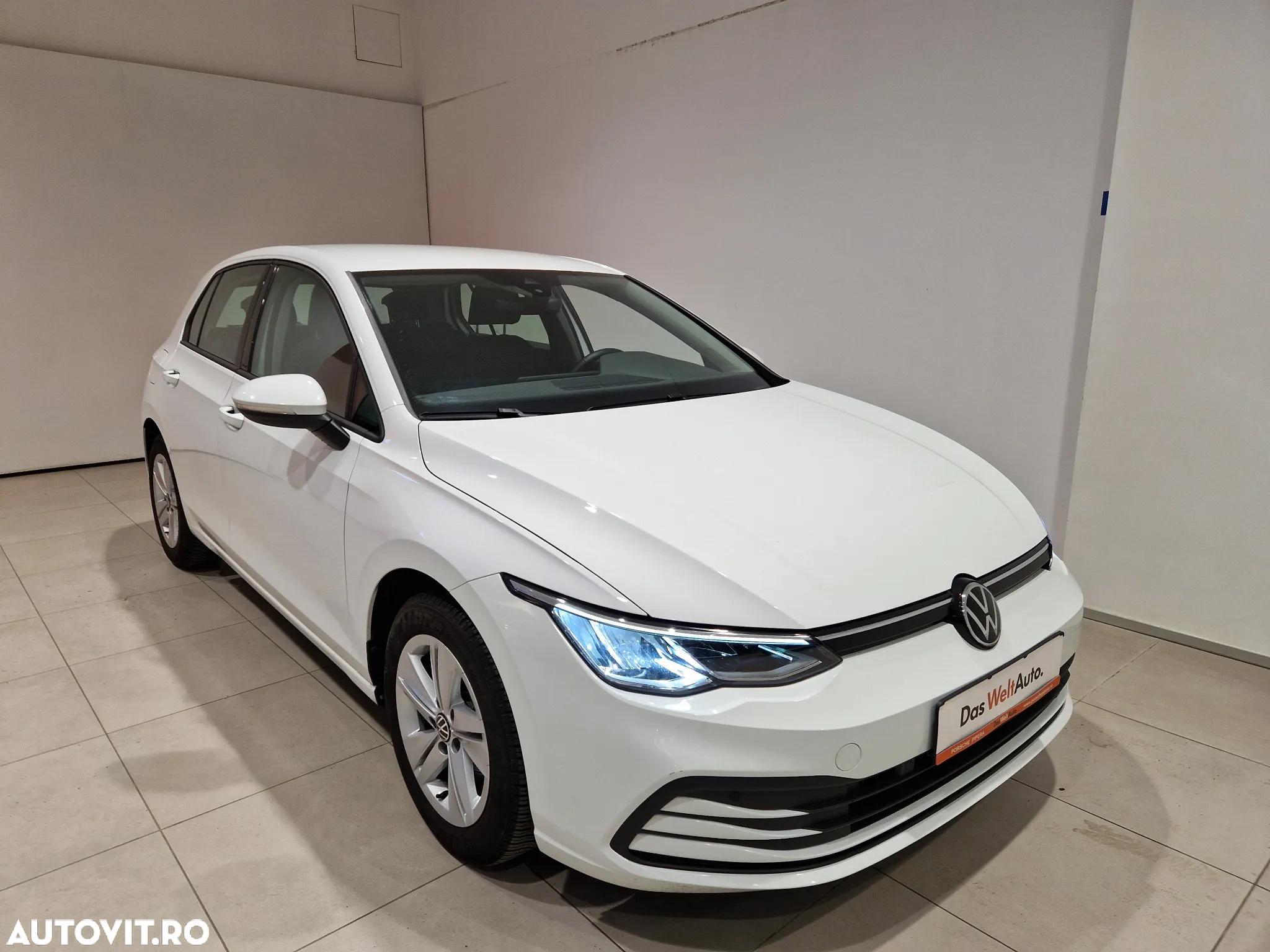 Volkswagen Golf 1.5 TSI ACT Life - 4