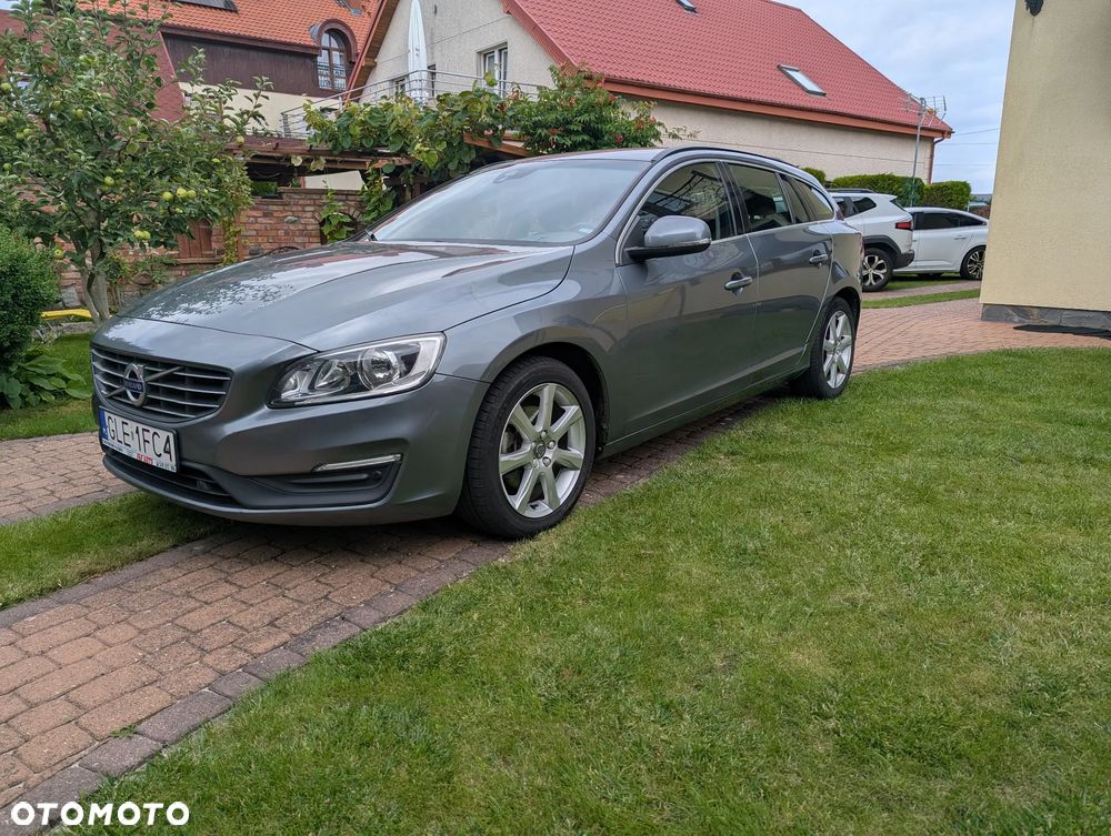 Volvo V60 D3 Geartronic Kinetic - 3