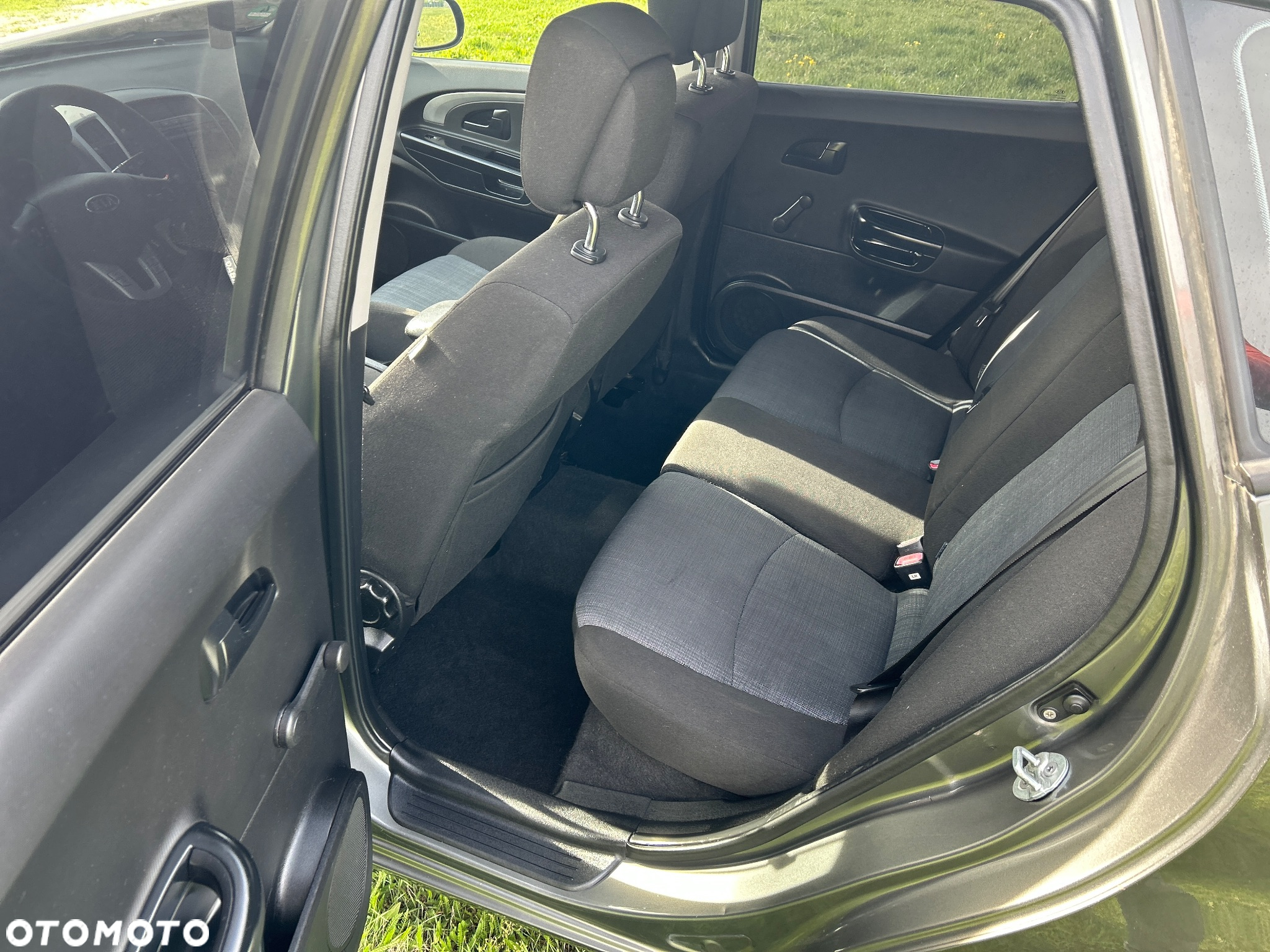 Kia Ceed - 9