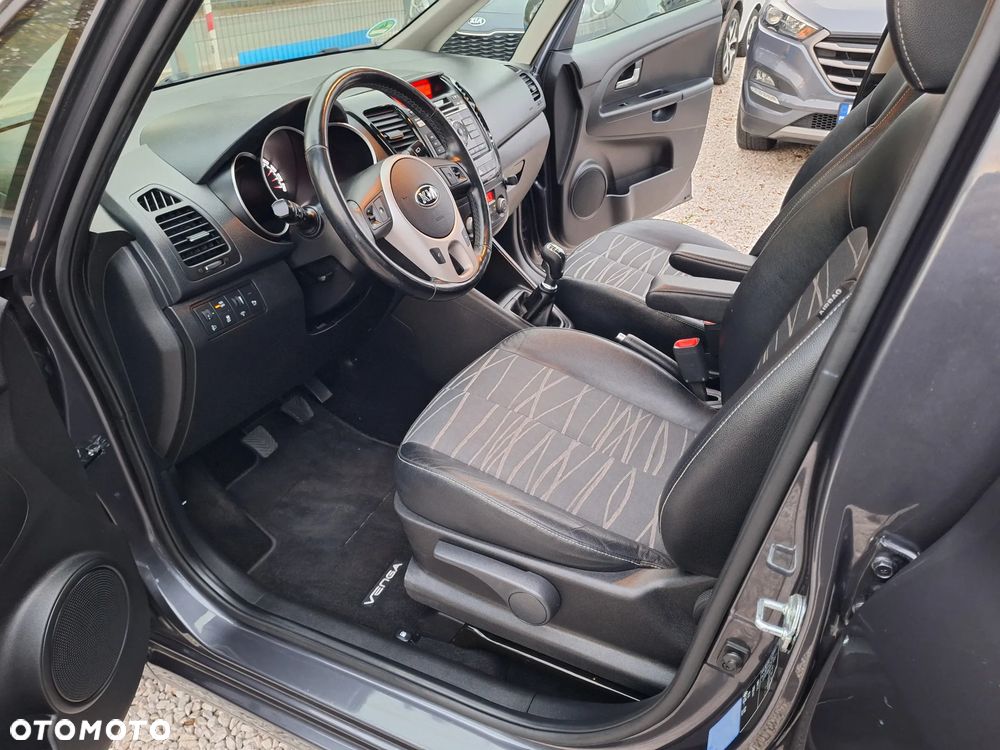 Kia Venga 1.6 CVVT Dream-Team Edition - 18