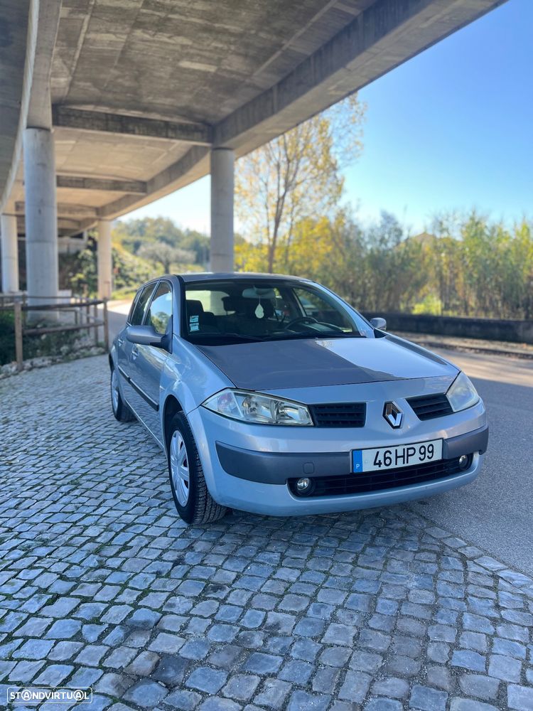 Renault Mégane 1.4 Authentique - 5