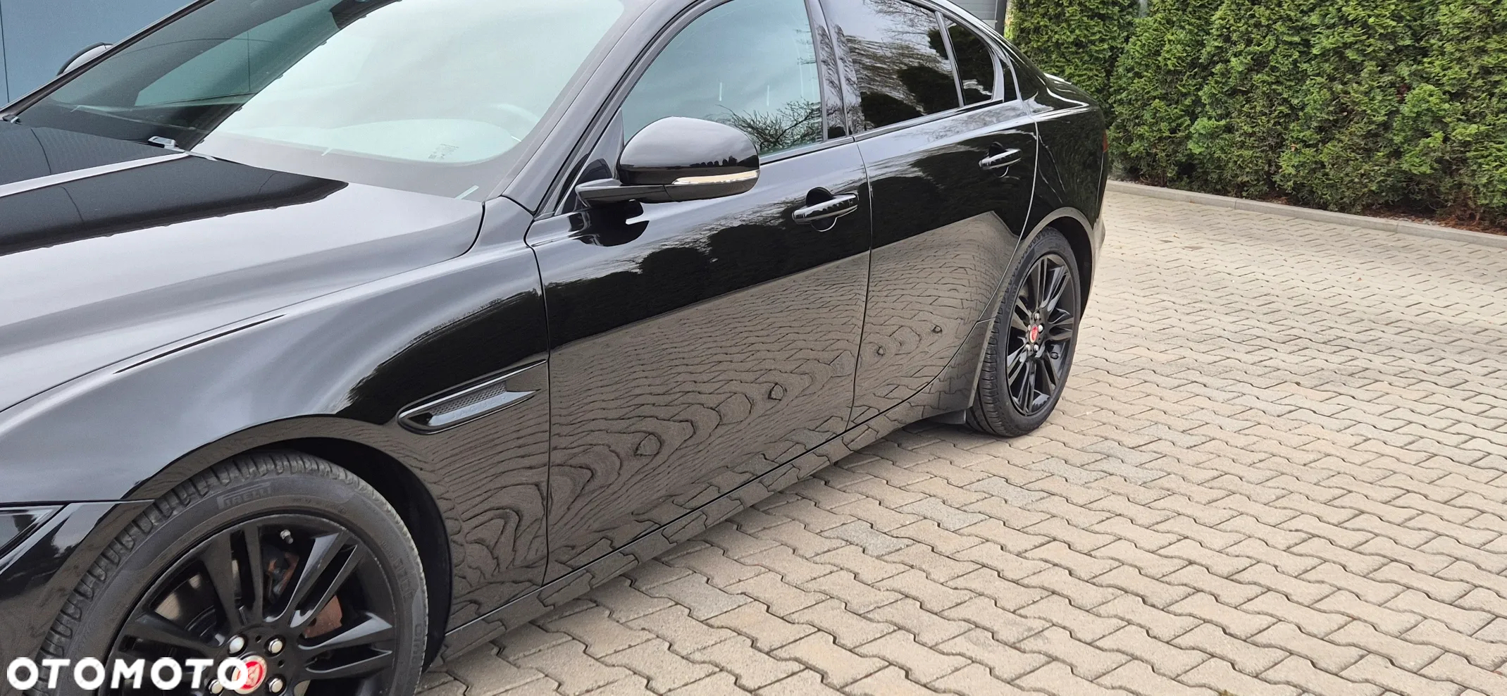 Jaguar XE - 7