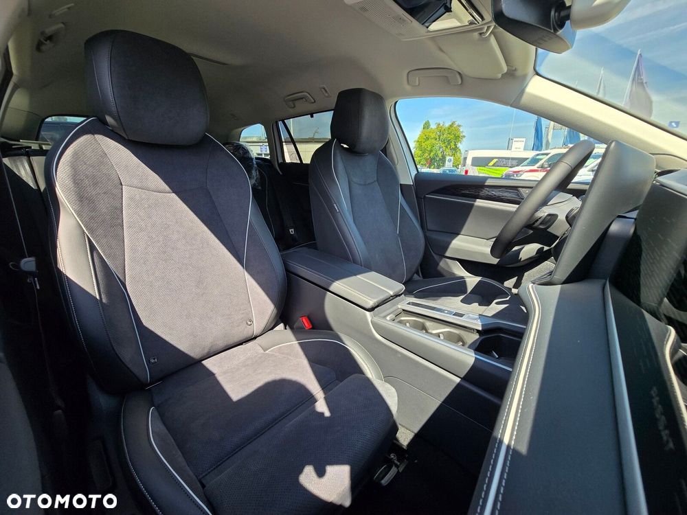Volkswagen Passat Variant 1.5 TSI ACT mHEV Business Plus DSG - 25