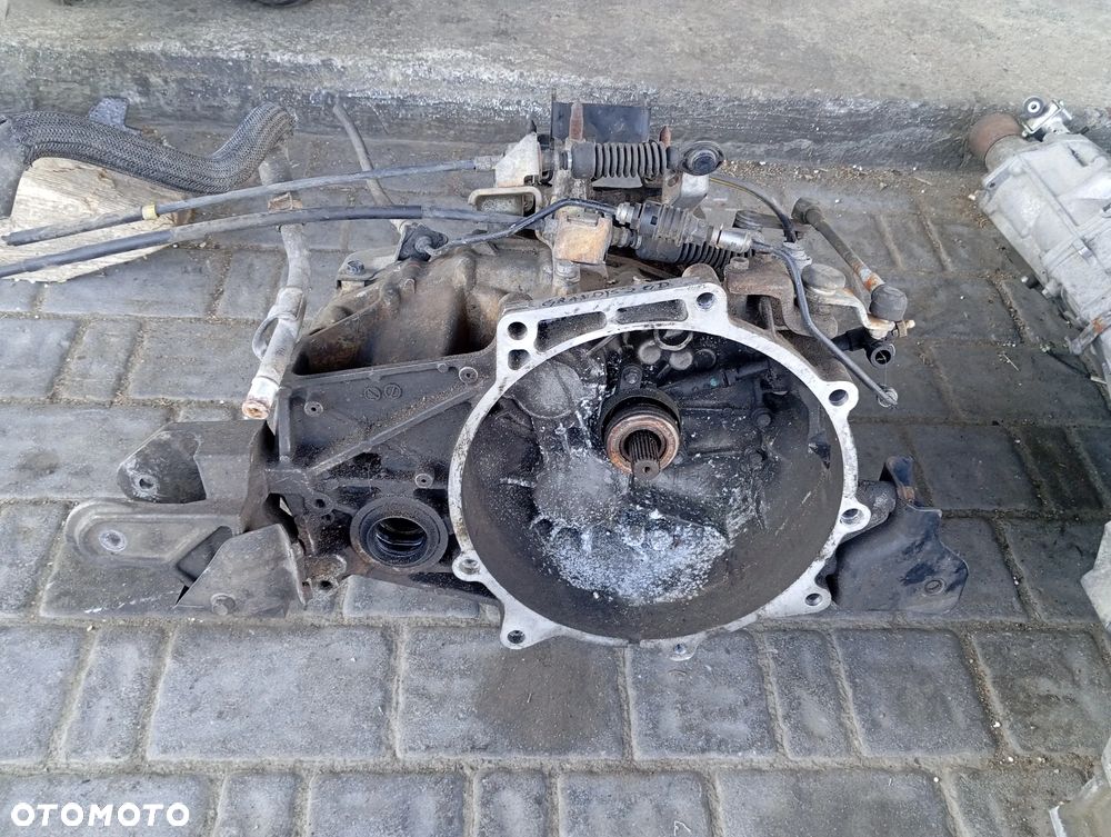 MITSUBISHI LANCER GRANDIS 2.0 DI-D SKRZYNIA BIEGÓW - 1