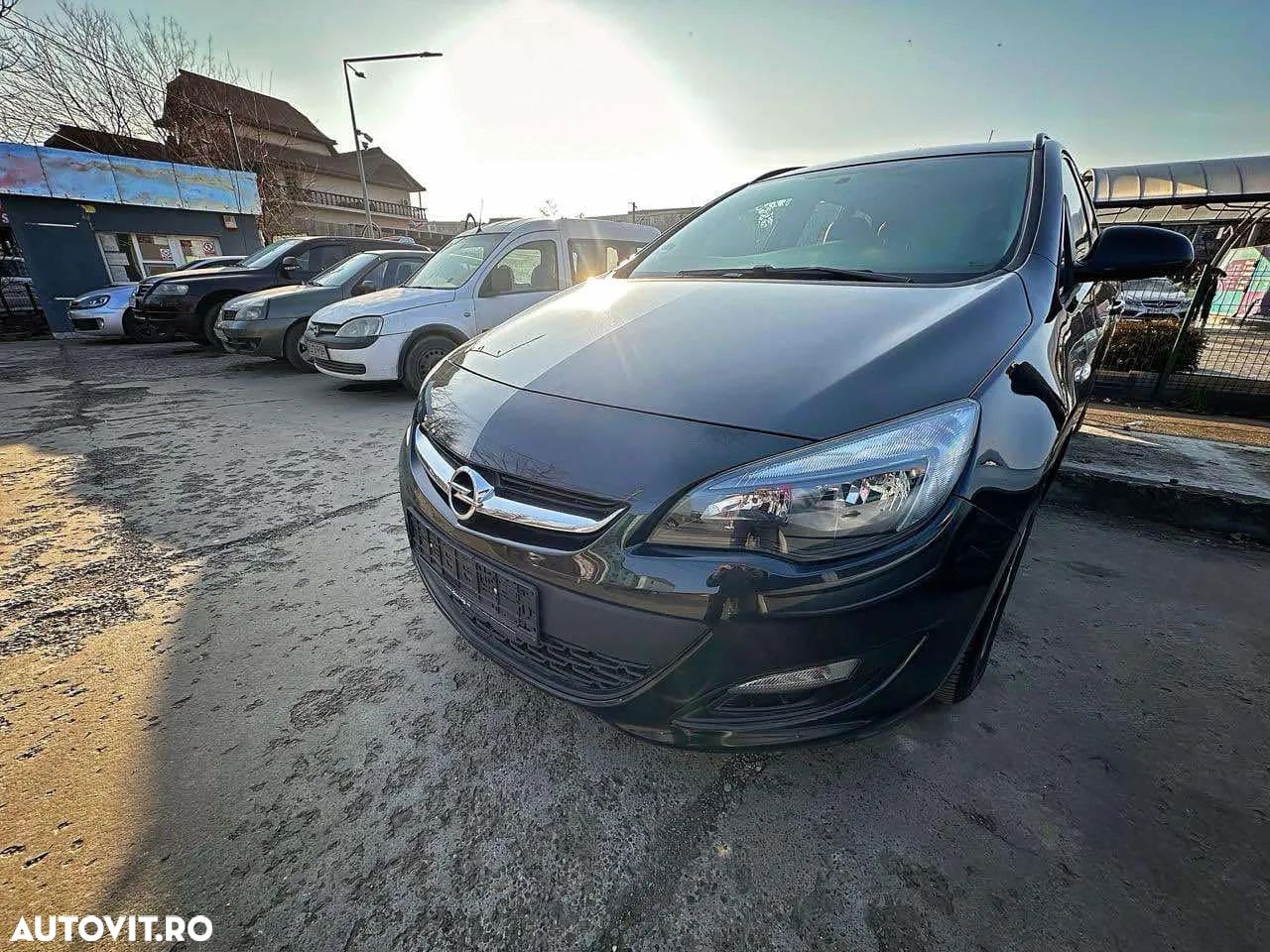 Opel Astra 1.6 CDTI DPF ecoFLEX Sports TourerStart/Stop Edition - 1