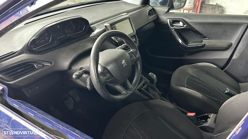 Peugeot 208 1.4 HDI (2015) - Lote de Peças - 6