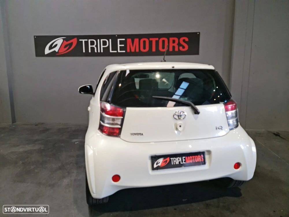 Toyota iQ 1.4 D-4D - 3