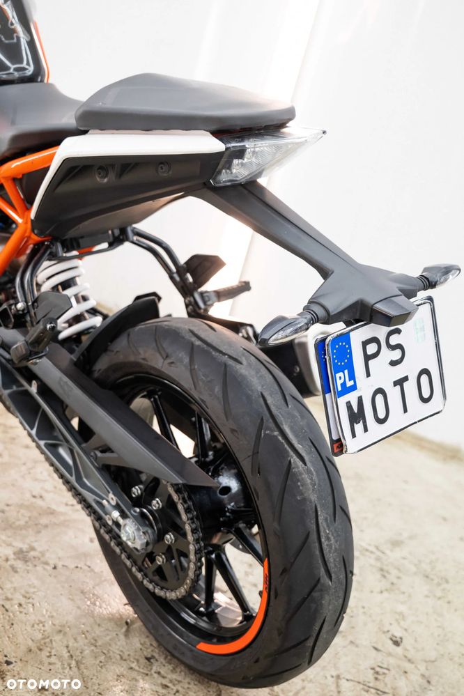 KTM Duke 125 - 18