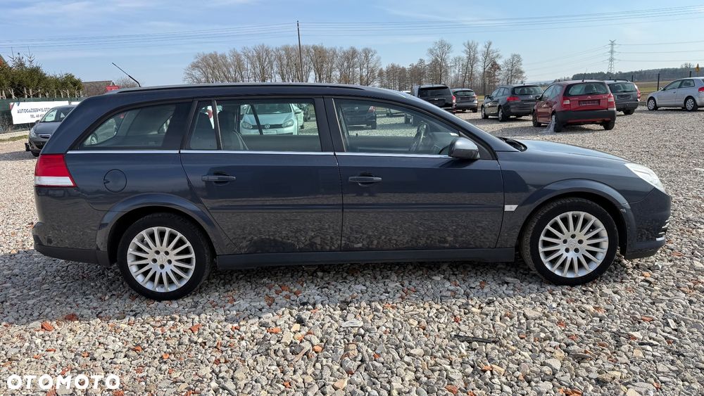 Opel Vectra 1.9 CDTI DPF Cosmo Plus - 4