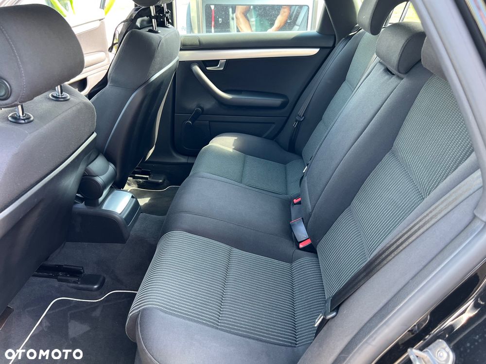Audi A4 Avant 2.0 TDI - 18
