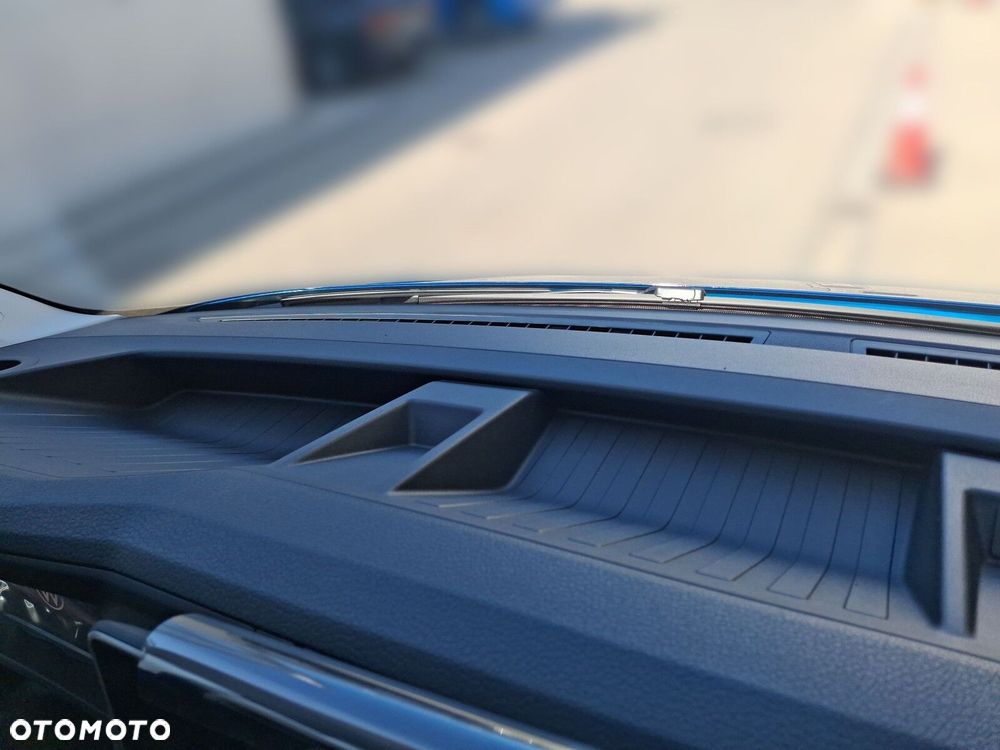 Volkswagen Crafter Skrzyniowy - 32