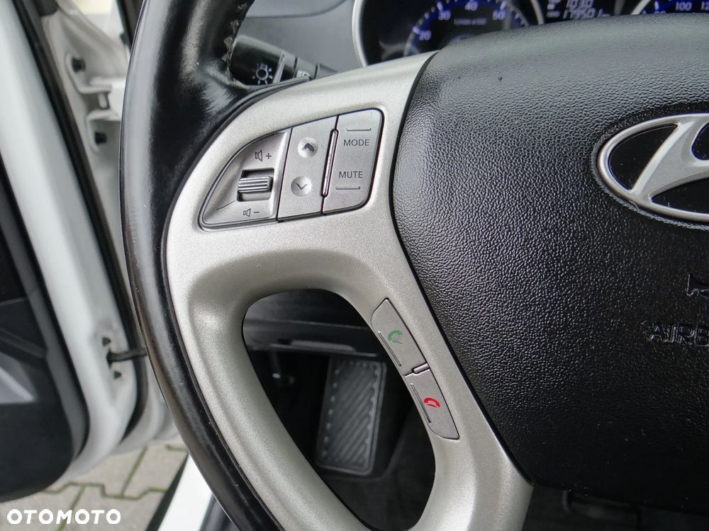 Hyundai ix35 1.6 GDI Premium 2WD - 24