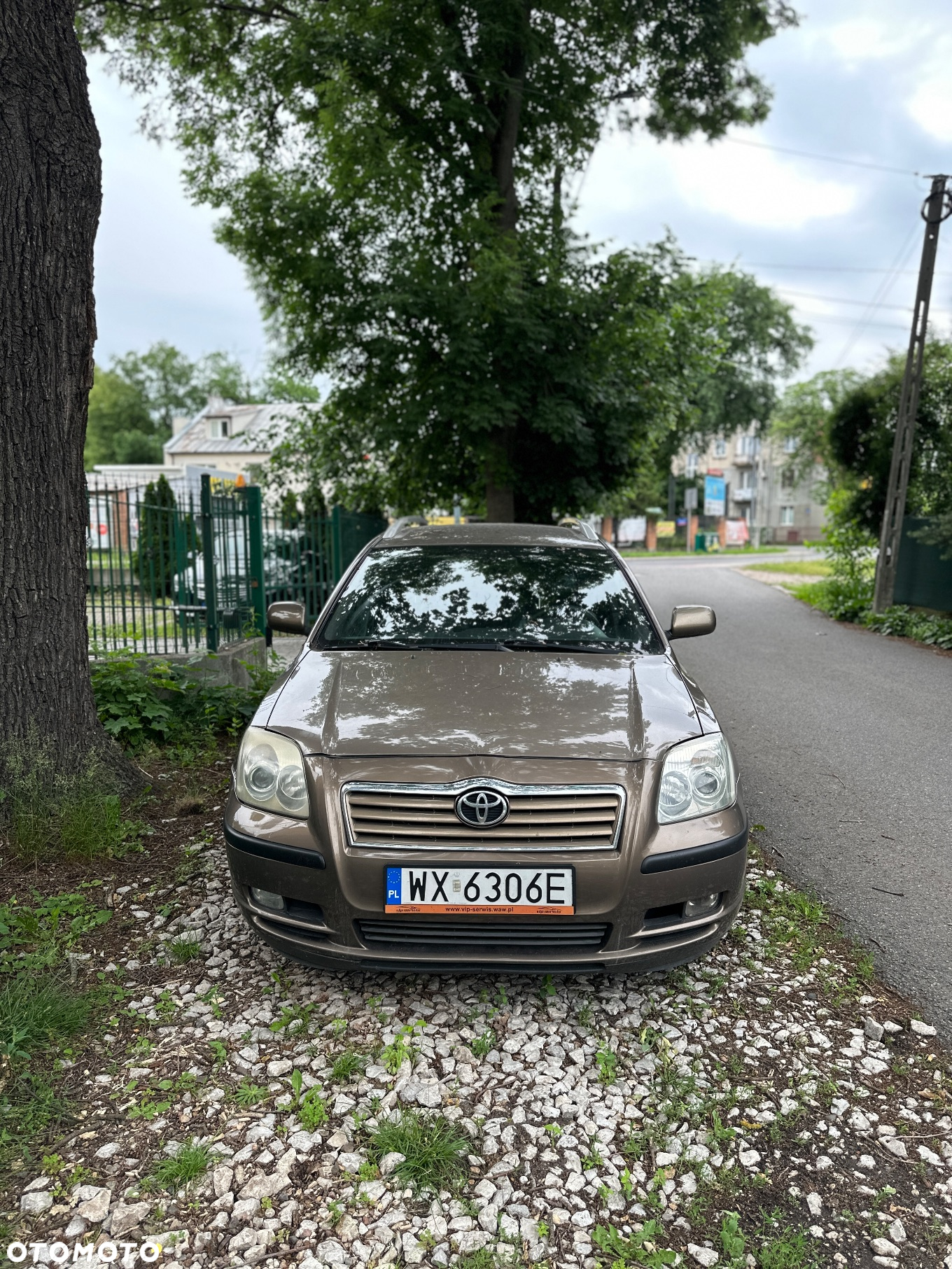 Toyota Avensis - 2