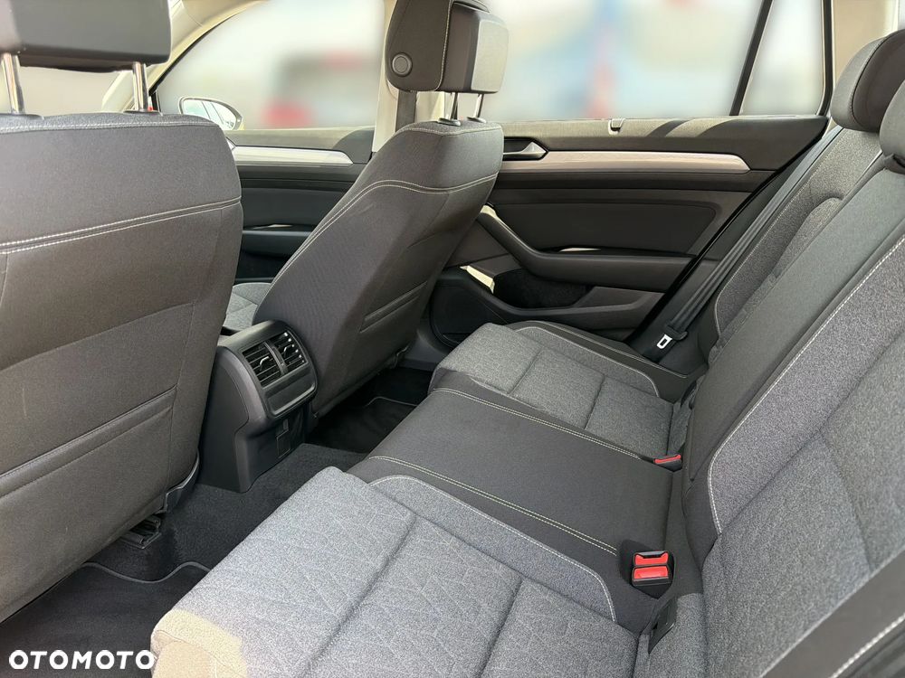 Volkswagen Passat 2.0 TDI Business DSG - 12