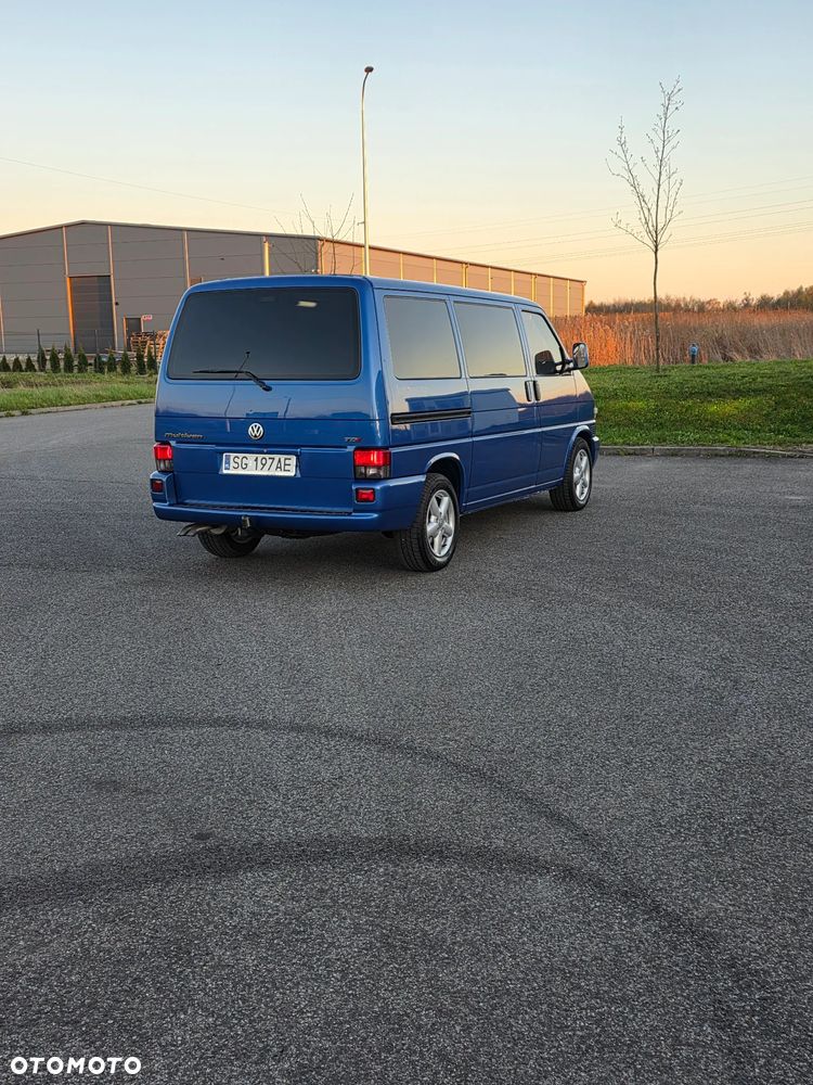 Volkswagen Multivan - 15