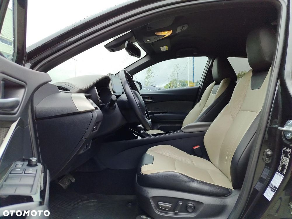 Toyota C-HR - 9