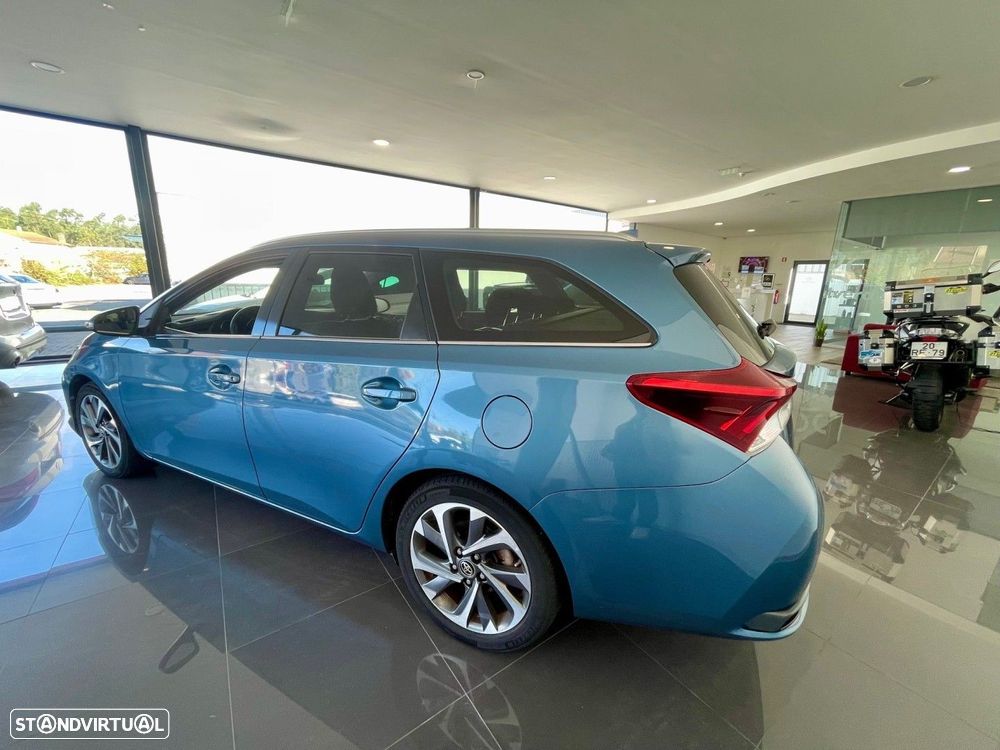 Toyota Auris 1.8 HSD Comfort - 6