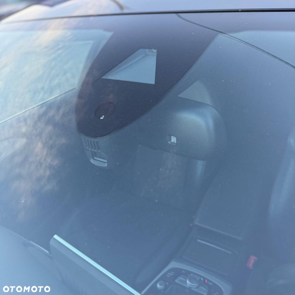 Audi A6 Avant 3.0 TDI Quattro S tronic - 15