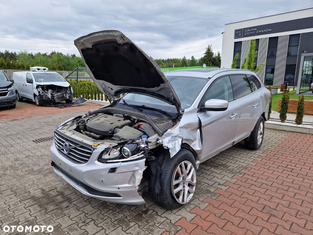 Volvo XC 60 D4 AWD Summum - 2