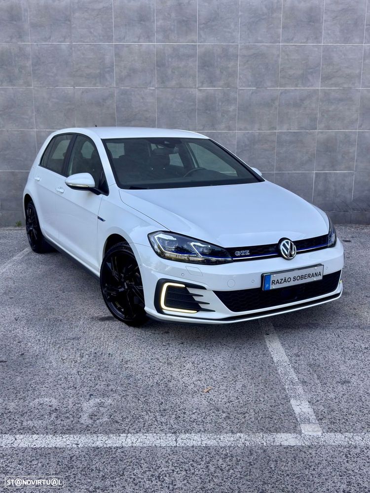 VW Golf - 2