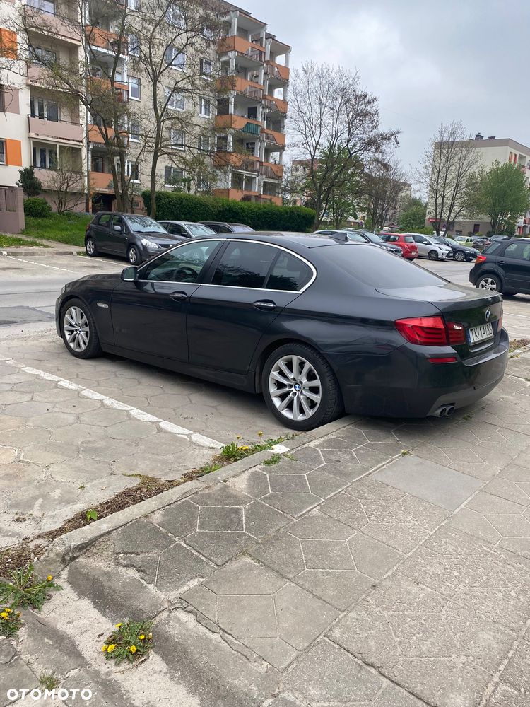 BMW Seria 5 520d - 4
