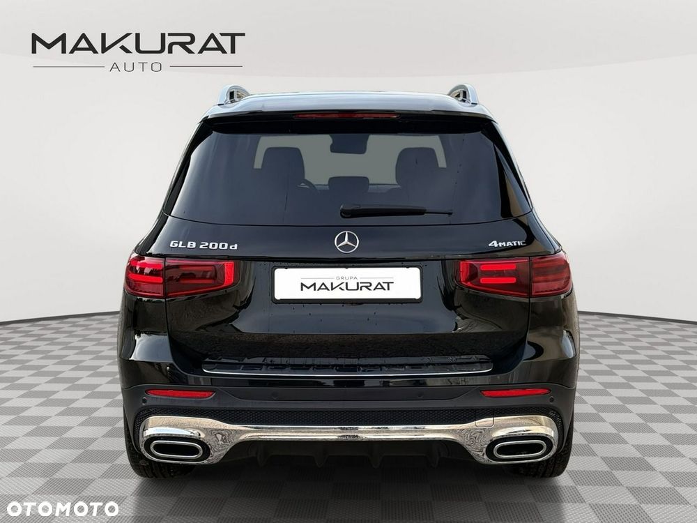 Mercedes-Benz GLB - 7