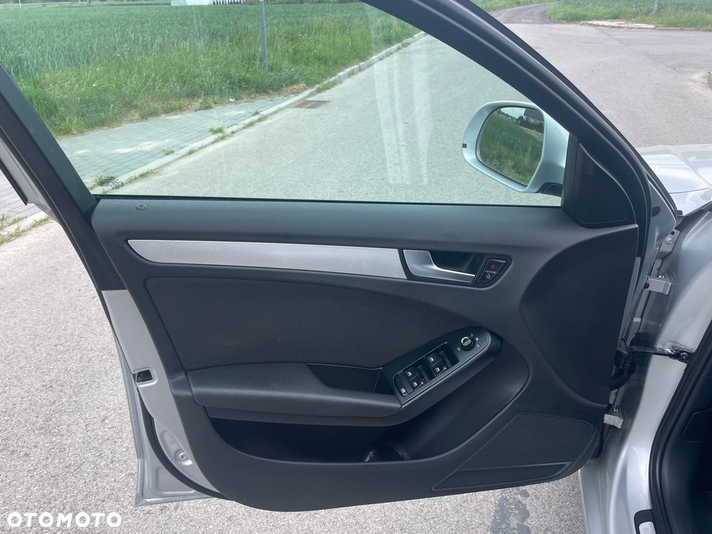 Audi A4 Avant 2.0 TDI - 9