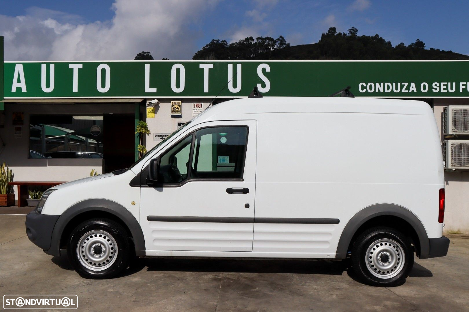 Ford Transit Connect 1.8 TDCi Curta Trend - 3