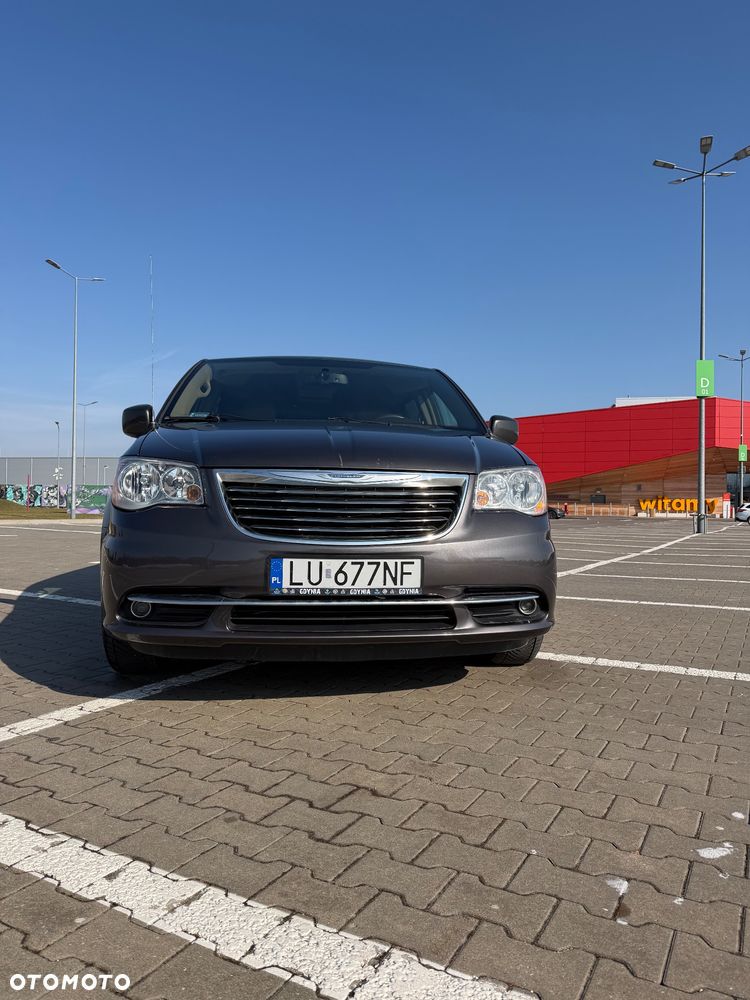 Chrysler Town & Country 3.6 Touring - 1