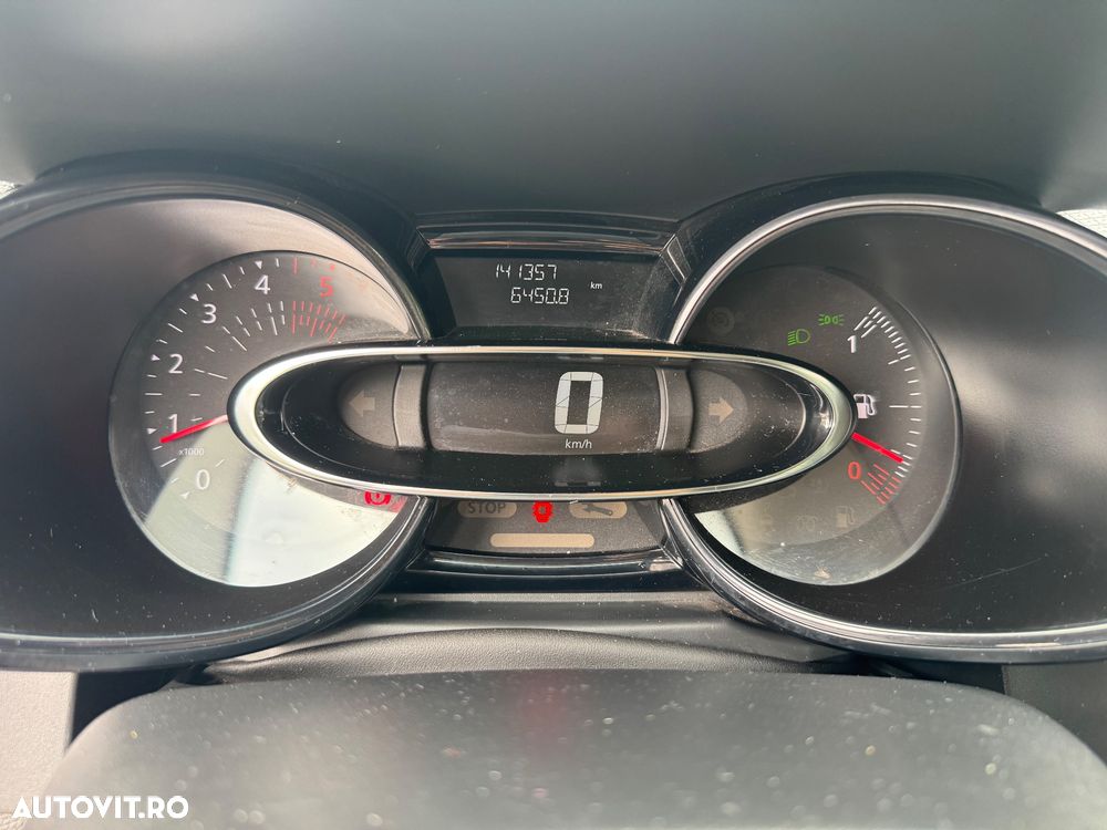 Renault Clio 1.5 dCi Expression - 24
