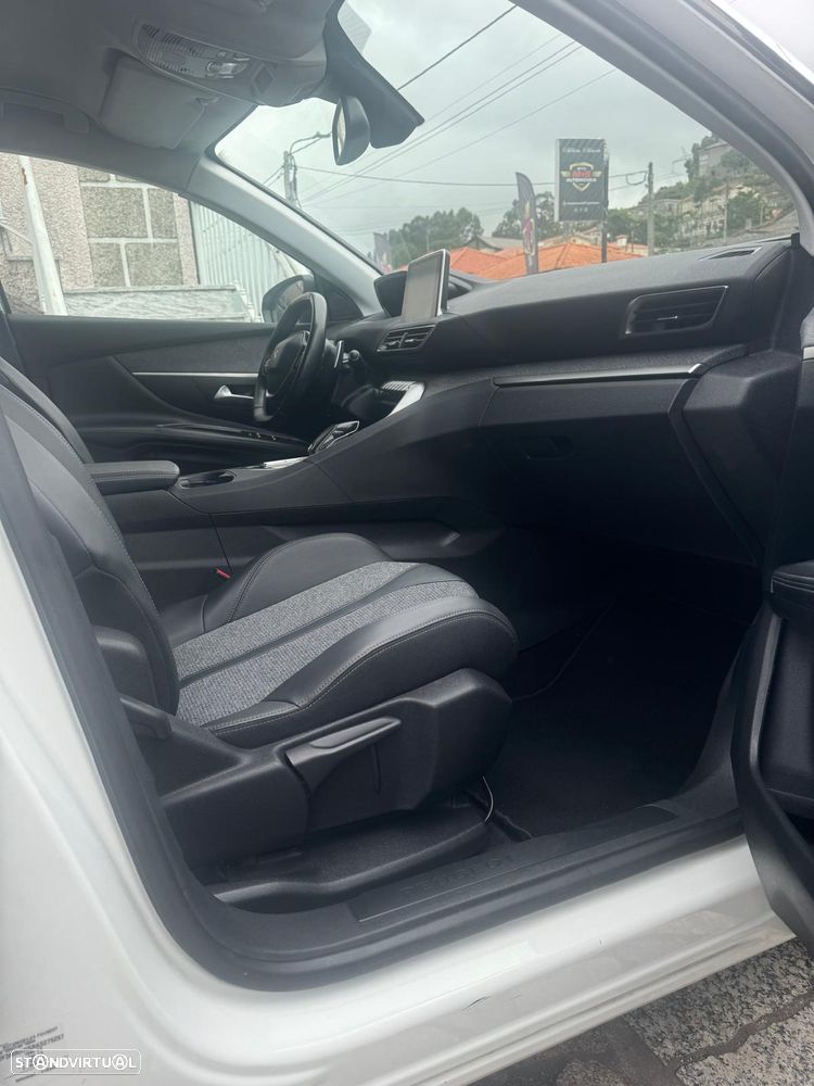 Peugeot 3008 PureTech 130 Stop & Start GPF EAT8 Allure Pack - 20